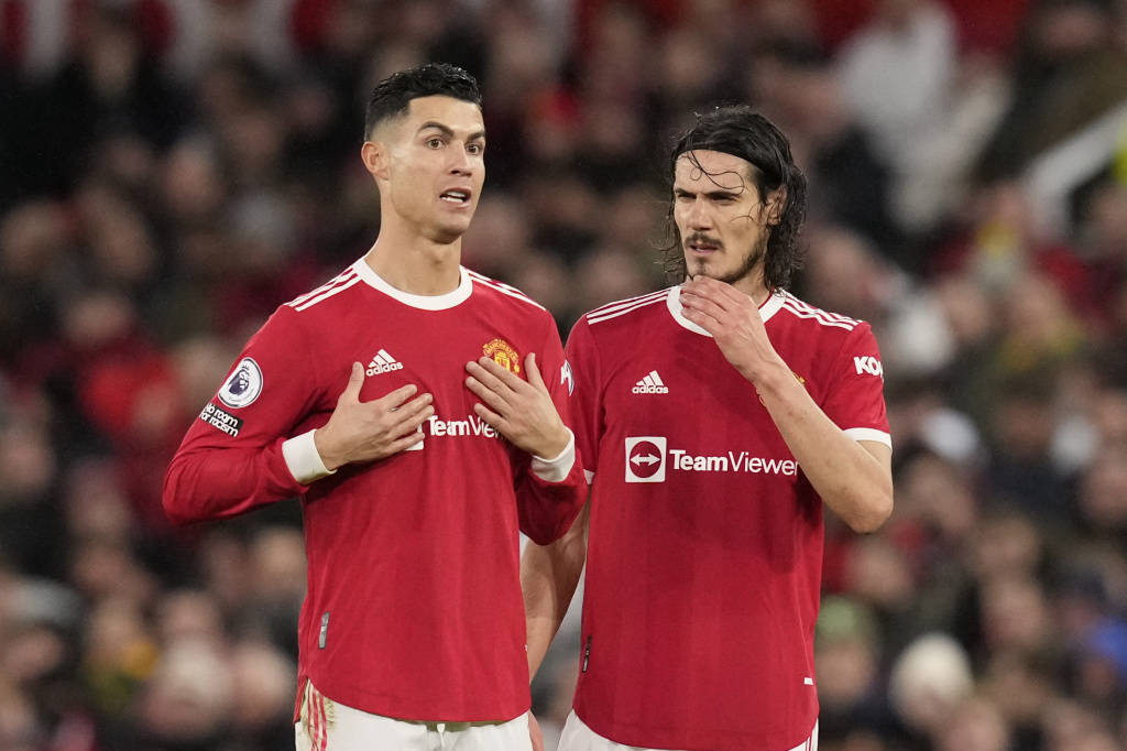 爱游戏体育-C罗在雄鹿比赛中锐不可当，爆冷引发热议！气势如虹延续(沙特杯奖金一览表)