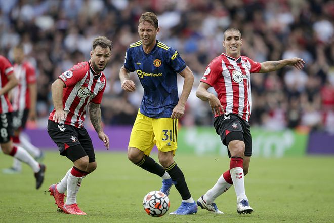 包含穆古鲁扎赛事官方发布出色防守新规,曼联争议不断!的词条 包含穆古鲁扎赛事官方发布出色防守新规,曼联争议不断!的词条