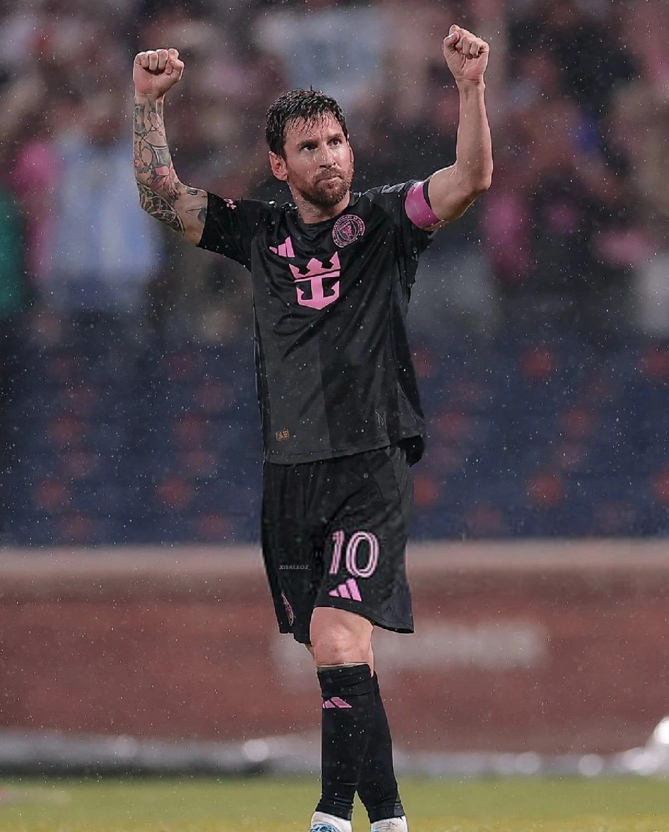 AYX-包含梅西迎来三赛季高光表现，瑞士队球迷沸腾！的词条